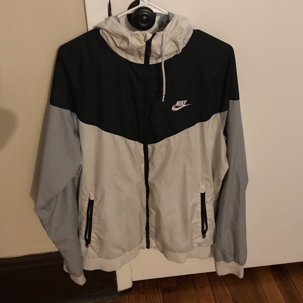 Nike windbreaker